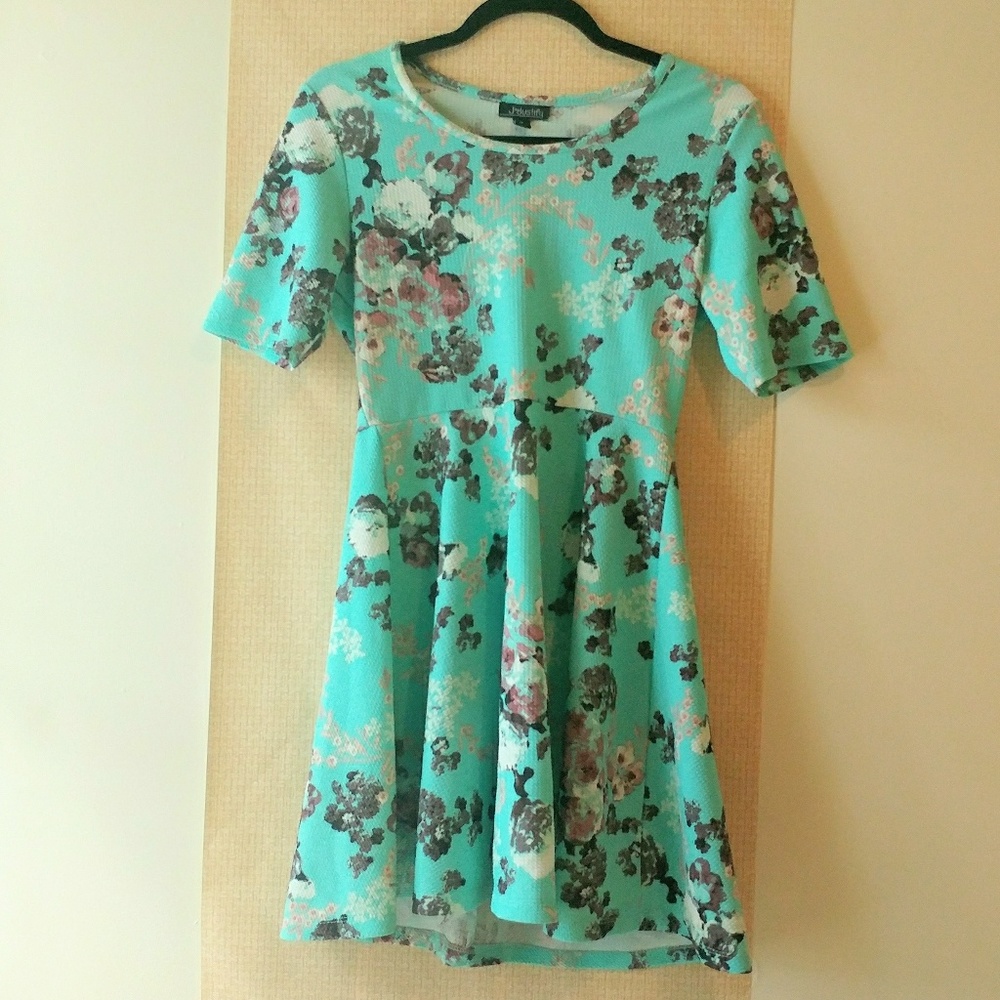 💙 Pretty Light Blue Floral Dress 👗